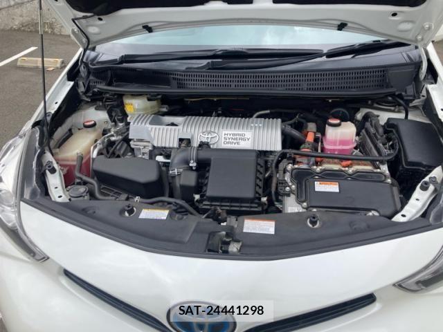 Toyota PRIUS ALPHA 2016-06 8831198-15
