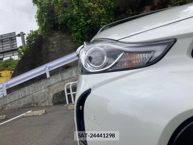 Toyota PRIUS ALPHA 2016-06 8831198-3