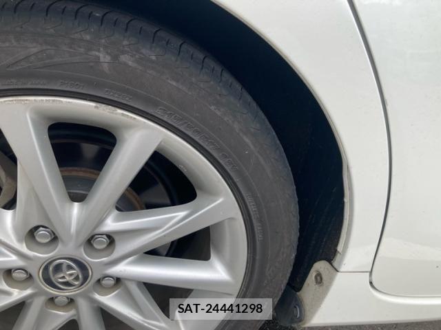 Toyota PRIUS ALPHA 2016-06 8831198-6