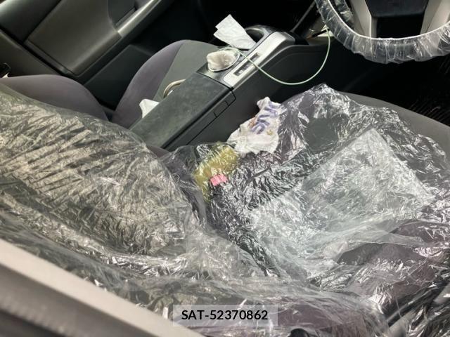 Toyota PRIUS ALPHA 2013-01 8831202-16