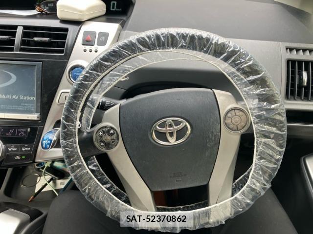 Toyota PRIUS ALPHA 2013-01 8831202-19
