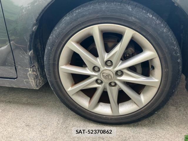 Toyota PRIUS ALPHA 2013-01 8831202-2