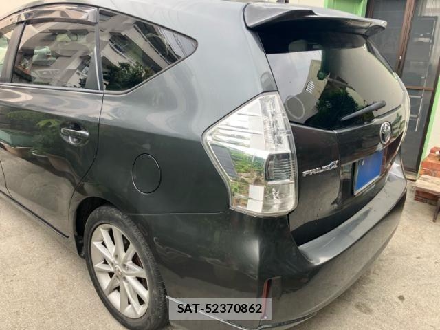 Toyota PRIUS ALPHA 2013-01 8831202-7