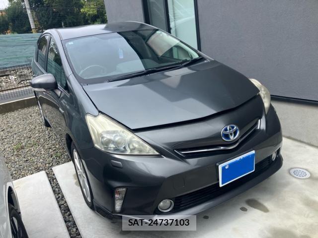 Toyota PRIUS ALPHA 2011-09 8831204-1