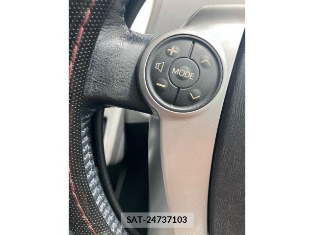 Toyota PRIUS ALPHA 2011-09 8831204-22