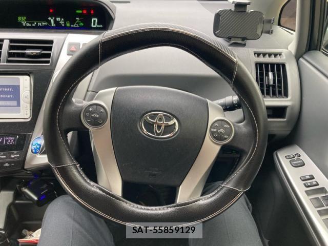 Toyota PRIUS ALPHA 2013-10 8831203-14