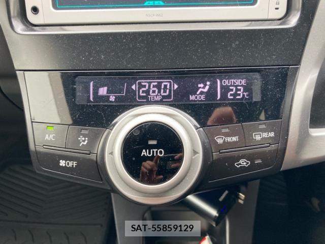 Toyota PRIUS ALPHA 2013-10 8831203-18