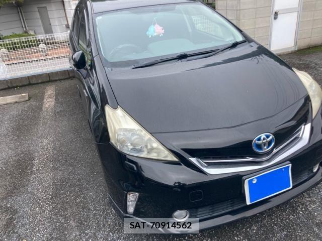 Toyota PRIUS ALPHA 2011-12 8831205-3
