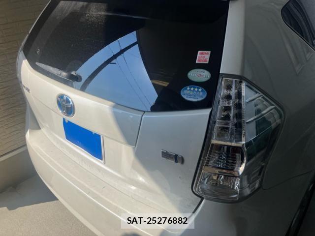Toyota PRIUS ALPHA 2012-02 8831200-10