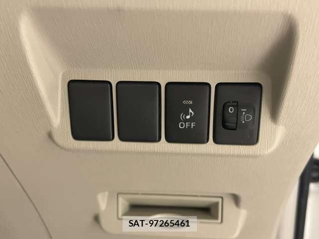 Toyota PRIUS ALPHA 2016-09 8849866-12