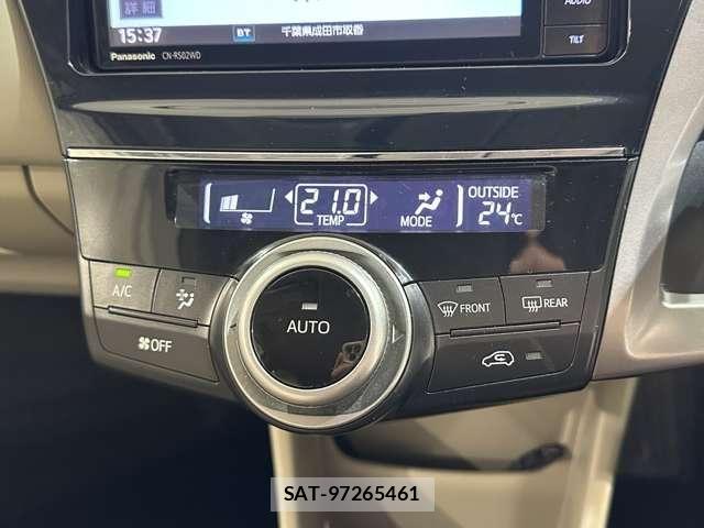 Toyota PRIUS ALPHA 2016-09 8849866-21
