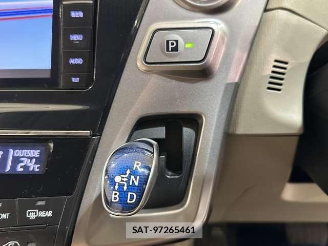 Toyota PRIUS ALPHA 2016-09 8849866-23