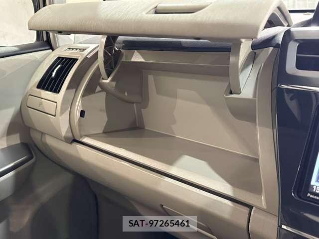 Toyota PRIUS ALPHA 2016-09 8849866-25