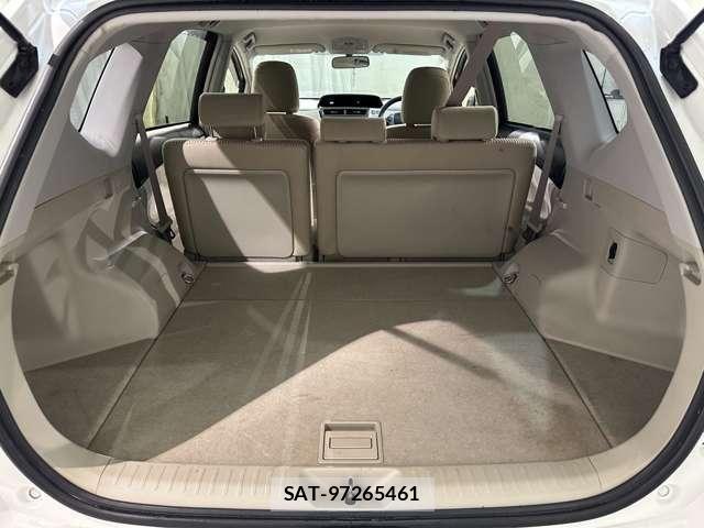 Toyota PRIUS ALPHA 2016-09 8849866-28