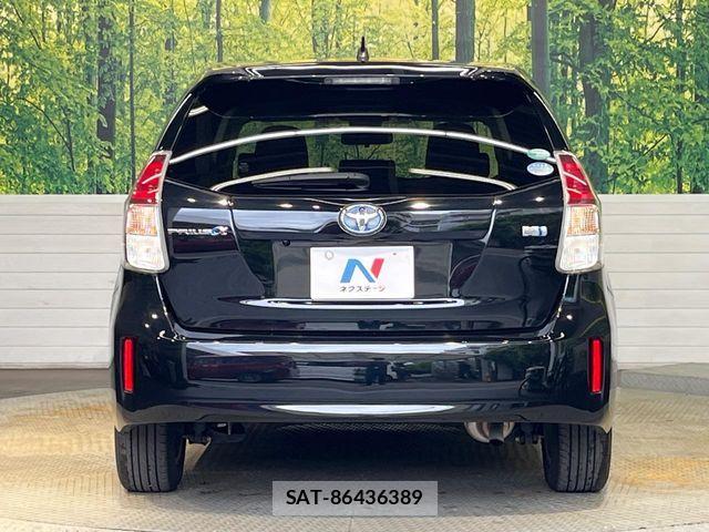 Toyota PRIUS ALPHA 2020-02 8850419-15