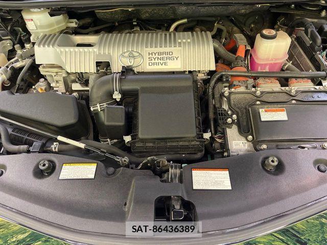 Toyota PRIUS ALPHA 2020-02 8850419-17
