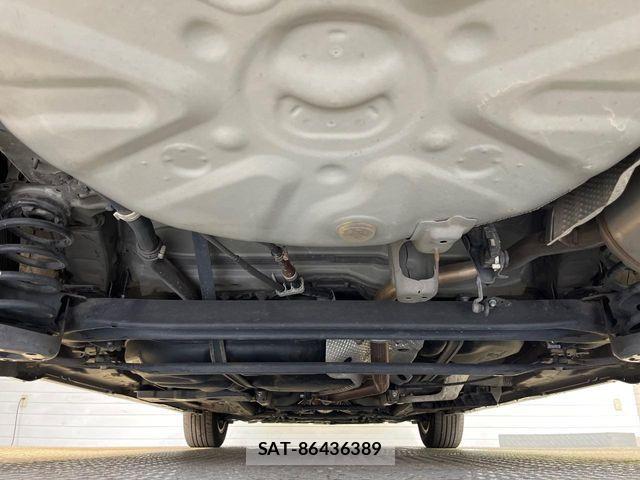 Toyota PRIUS ALPHA 2020-02 8850419-18