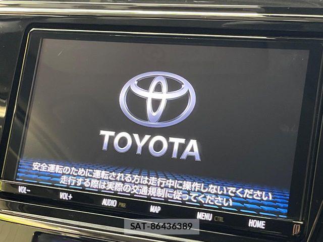 Toyota PRIUS ALPHA 2020-02 8850419-2