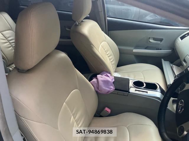 Toyota PRIUS ALPHA 2014-03 8850424-13