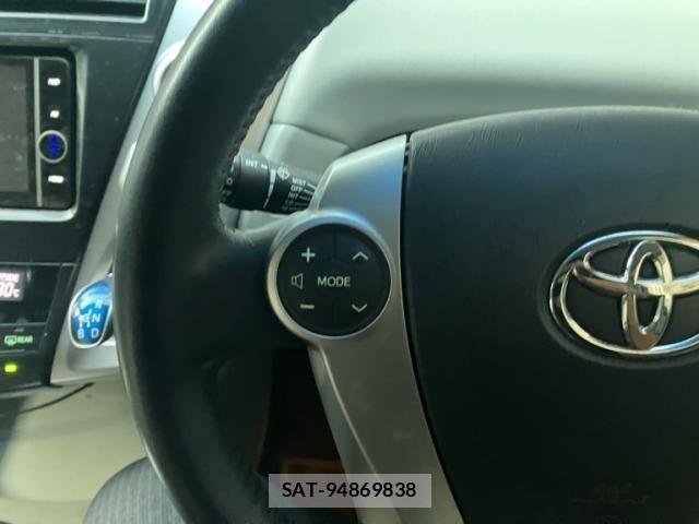 Toyota PRIUS ALPHA 2014-03 8850424-15