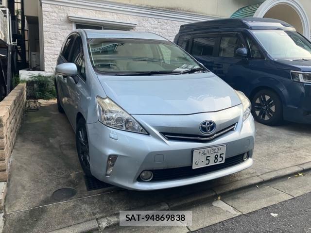 Toyota PRIUS ALPHA 2014-03 8850424-1