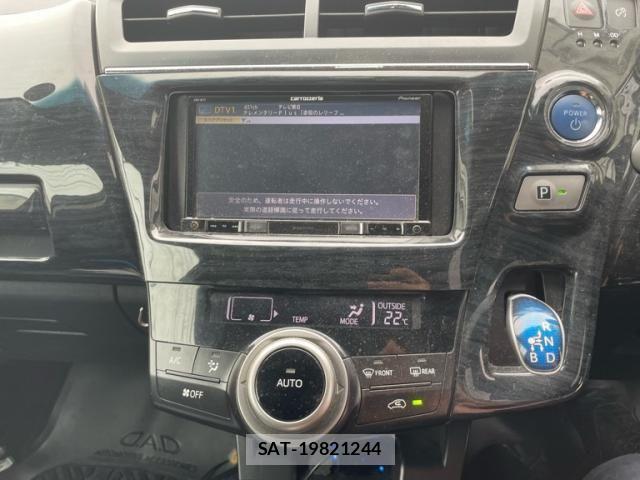 Toyota PRIUS ALPHA 2016-03 8849891-18