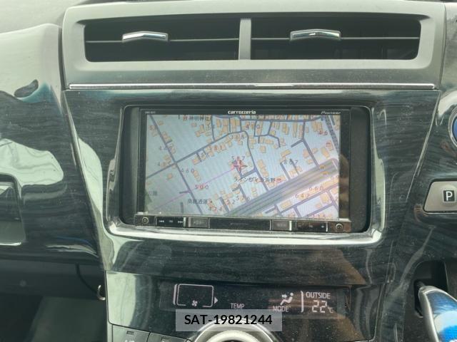 Toyota PRIUS ALPHA 2016-03 8849891-21