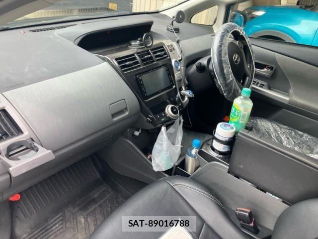 Toyota PRIUS ALPHA 2011-09 8850427-9
