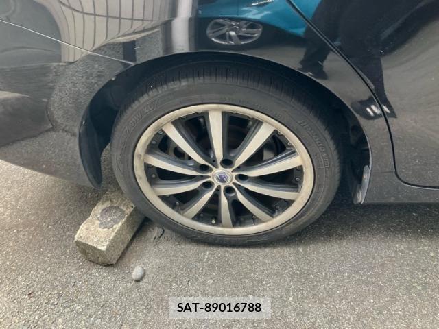 Toyota PRIUS ALPHA 2011-09 8850427-3