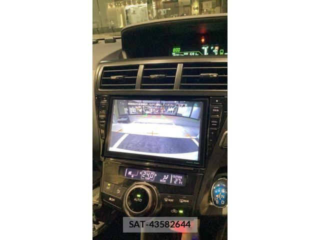 Toyota PRIUS ALPHA 2014-01 8850425-25