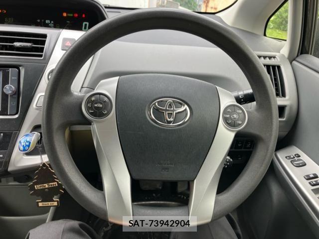 Toyota PRIUS ALPHA 2013-01 8849940-18