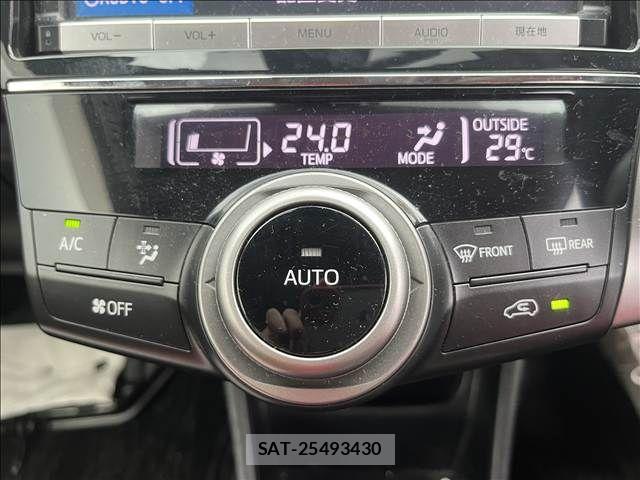 Toyota PRIUS ALPHA 2015-02 8850422-6