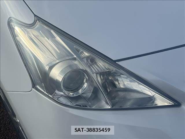 Toyota PRIUS ALPHA 2014-03 8871869-5