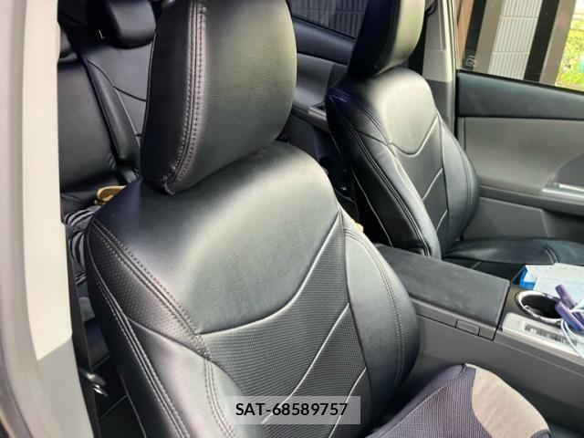 Toyota PRIUS ALPHA 2012-06 8881696-10