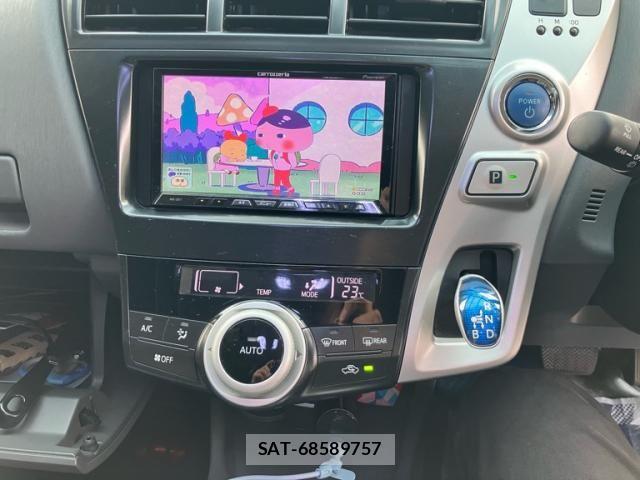 Toyota PRIUS ALPHA 2012-06 8881696-18