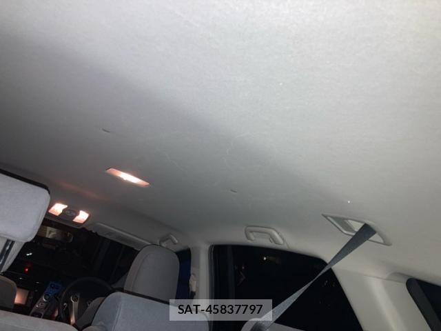 Toyota PRIUS ALPHA 2013-12 8881703-9