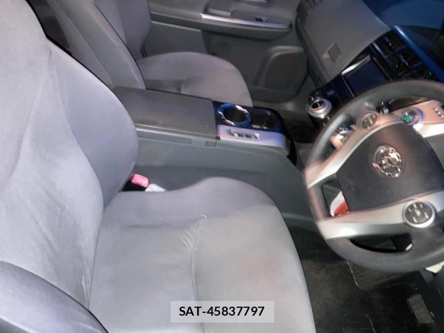 Toyota PRIUS ALPHA 2013-12 8881703-10