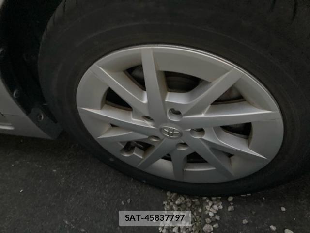 Toyota PRIUS ALPHA 2013-12 8881703-4