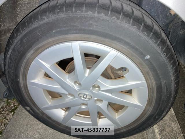 Toyota PRIUS ALPHA 2013-12 8881703-6