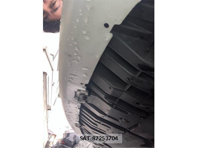 Toyota PRIUS ALPHA 2013-01 8881708-5