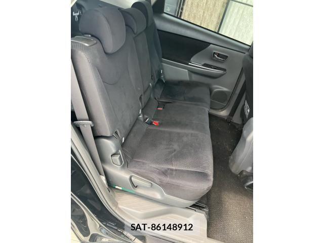 Toyota PRIUS ALPHA 2014-03 8881698-9