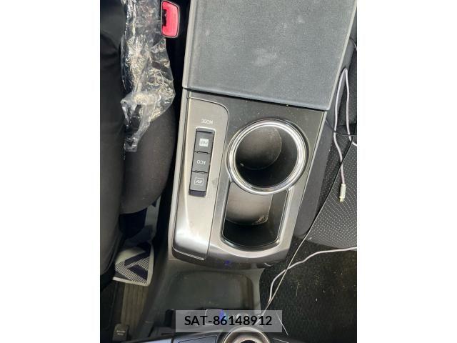 Toyota PRIUS ALPHA 2014-03 8881698-14