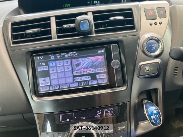 Toyota PRIUS ALPHA 2014-03 8881698-17