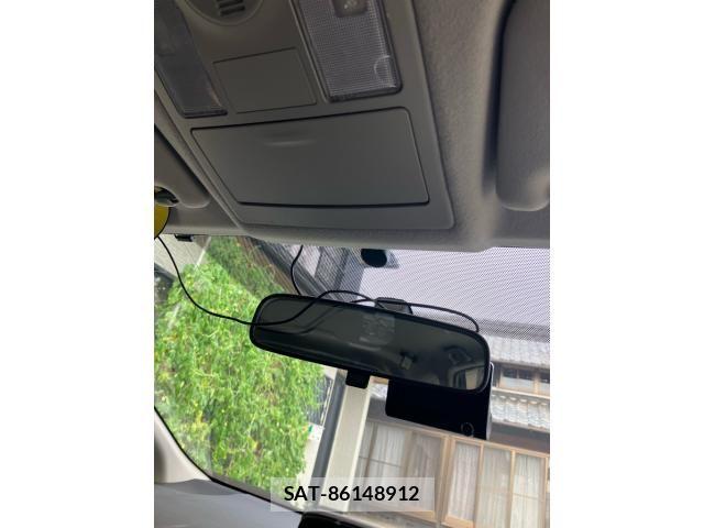 Toyota PRIUS ALPHA 2014-03 8881698-19