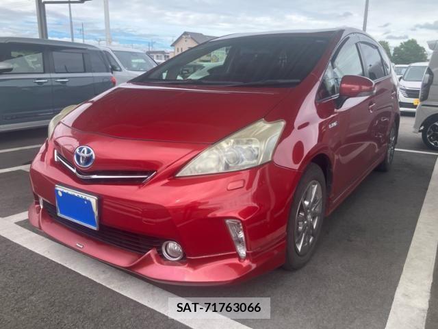 Toyota PRIUS ALPHA 2013-03 8881707-1