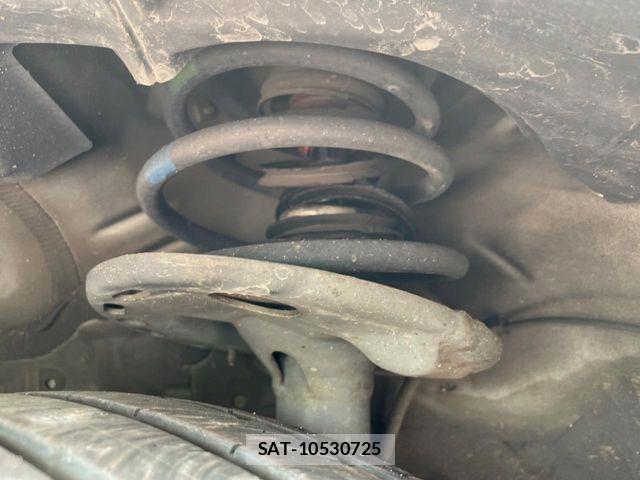 Toyota PRIUS ALPHA 2011-11 8881701-19