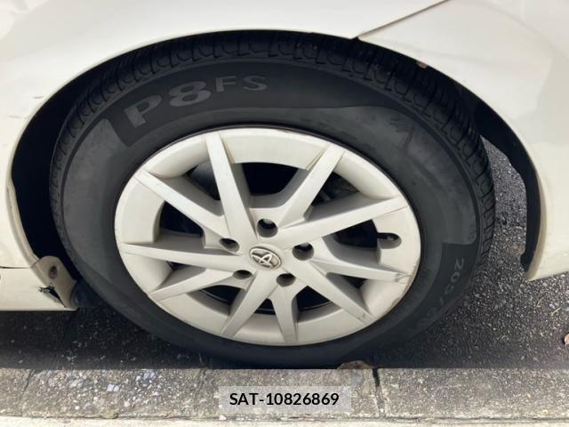Toyota PRIUS ALPHA 2013-08 8881709-9