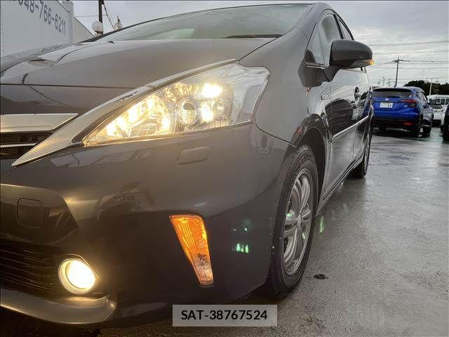 Toyota PRIUS ALPHA 2012-04 8881691-9