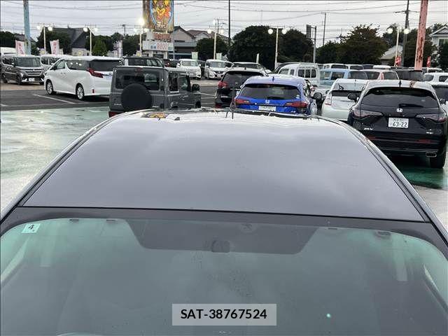 Toyota PRIUS ALPHA 2012-04 8881691-13