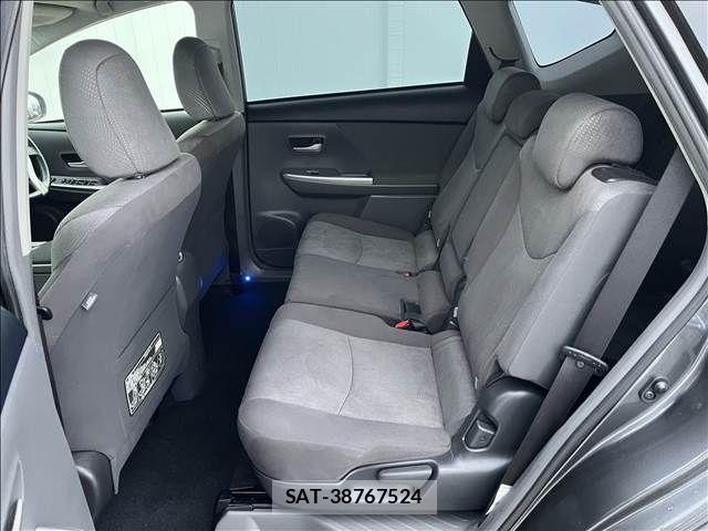 Toyota PRIUS ALPHA 2012-04 8881691-22